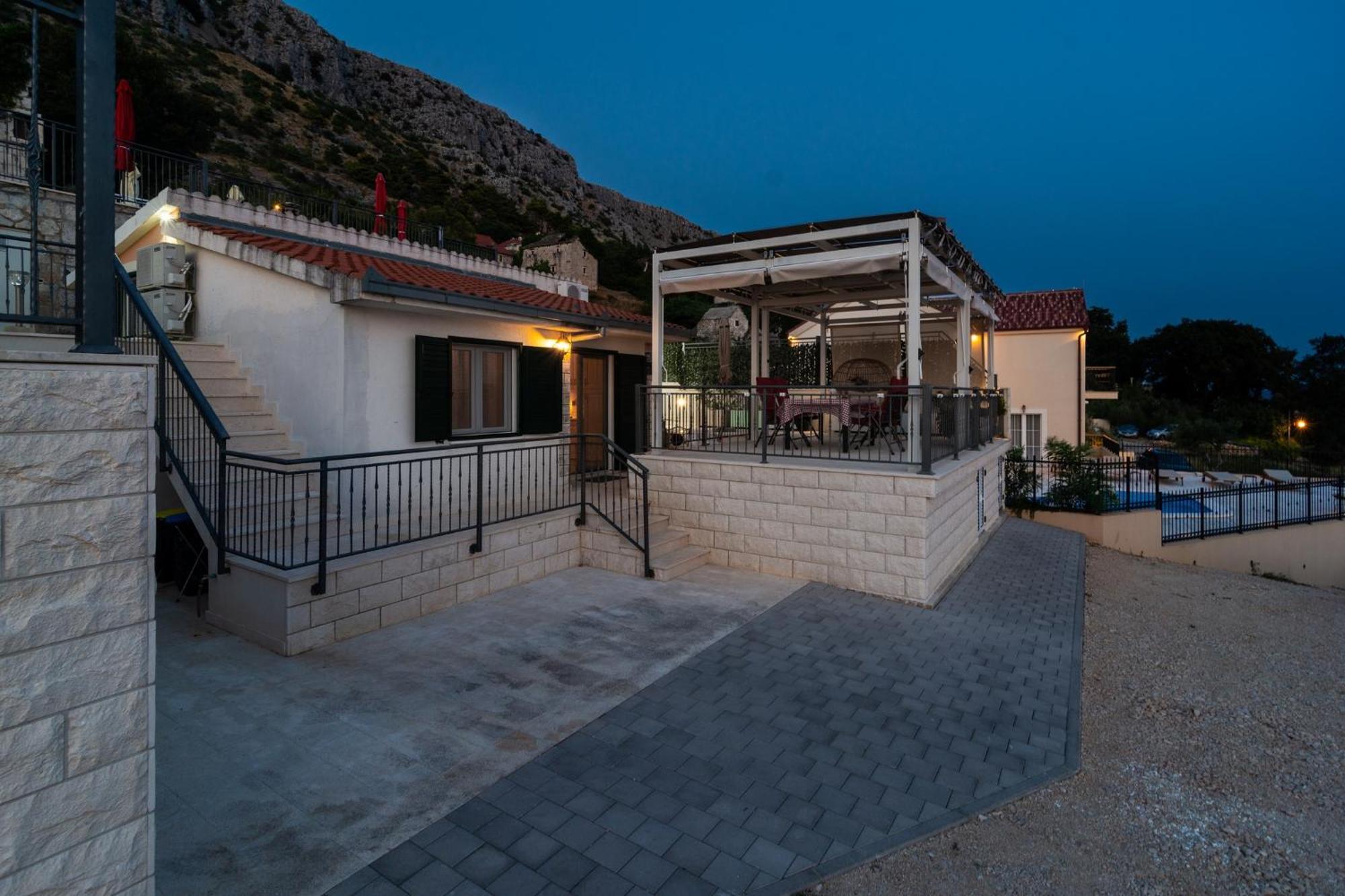 Kuca Za Odmor R&A Villa Podstrana Exteriör bild