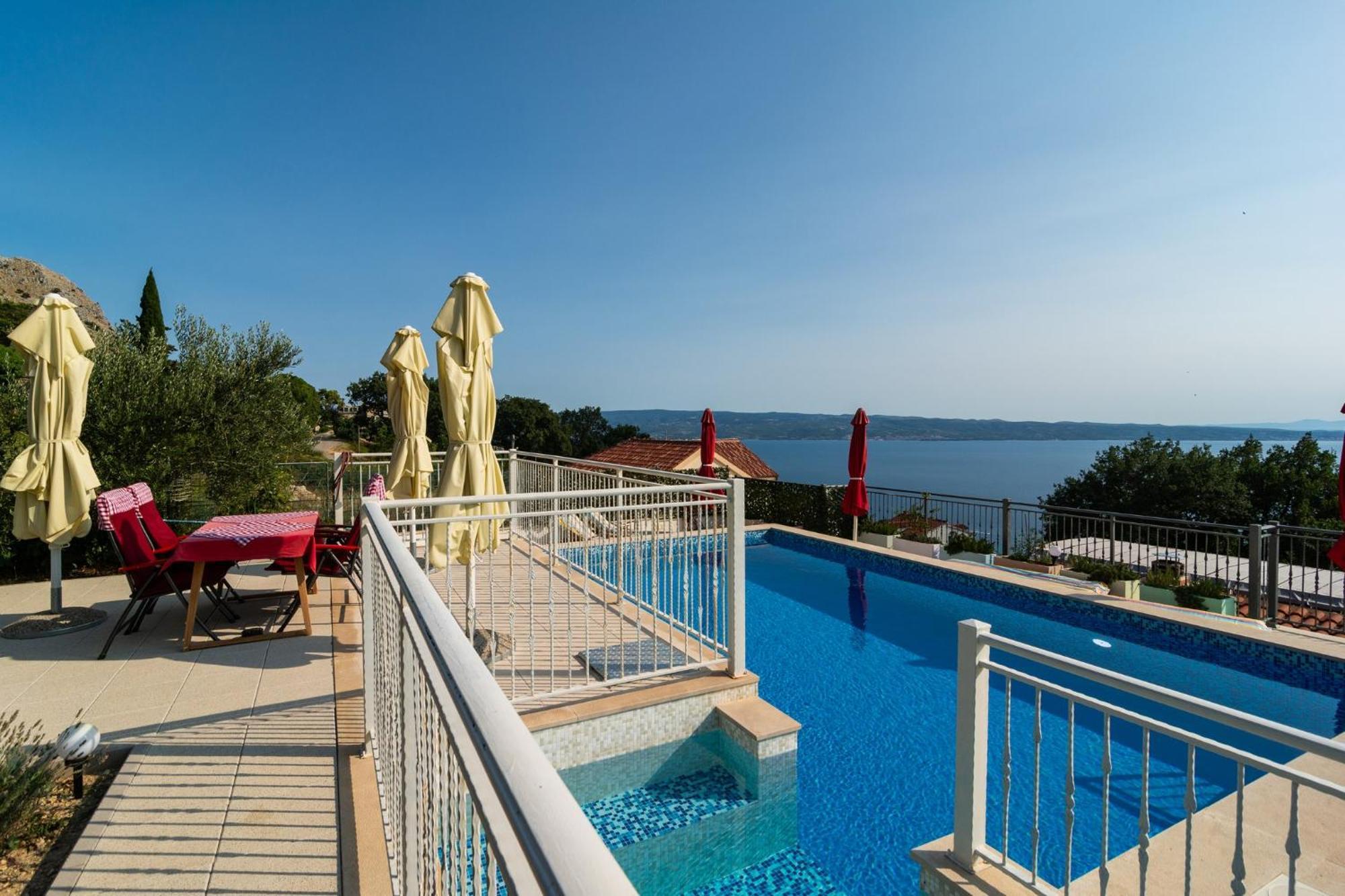 Kuca Za Odmor R&A Villa Podstrana Exteriör bild